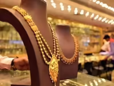 தங்கம் விலை மீண்டும் உயர்வு – நகை வாங்குவோர் அதிர்ச்சி